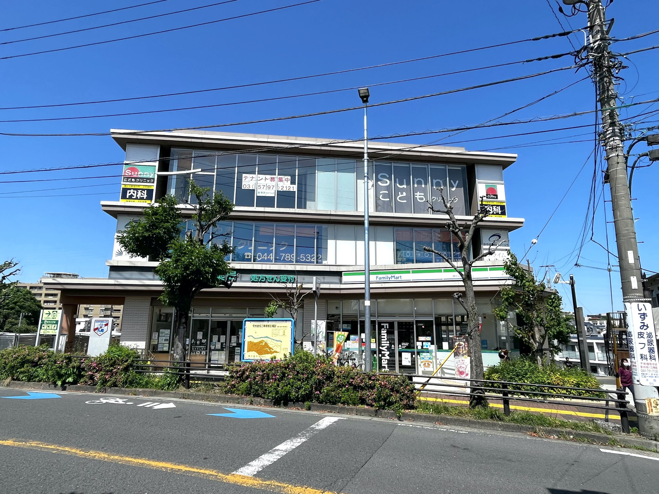 「梶が谷」駅直結！人気路線の駅から見えるメディカルモール 残り１区画