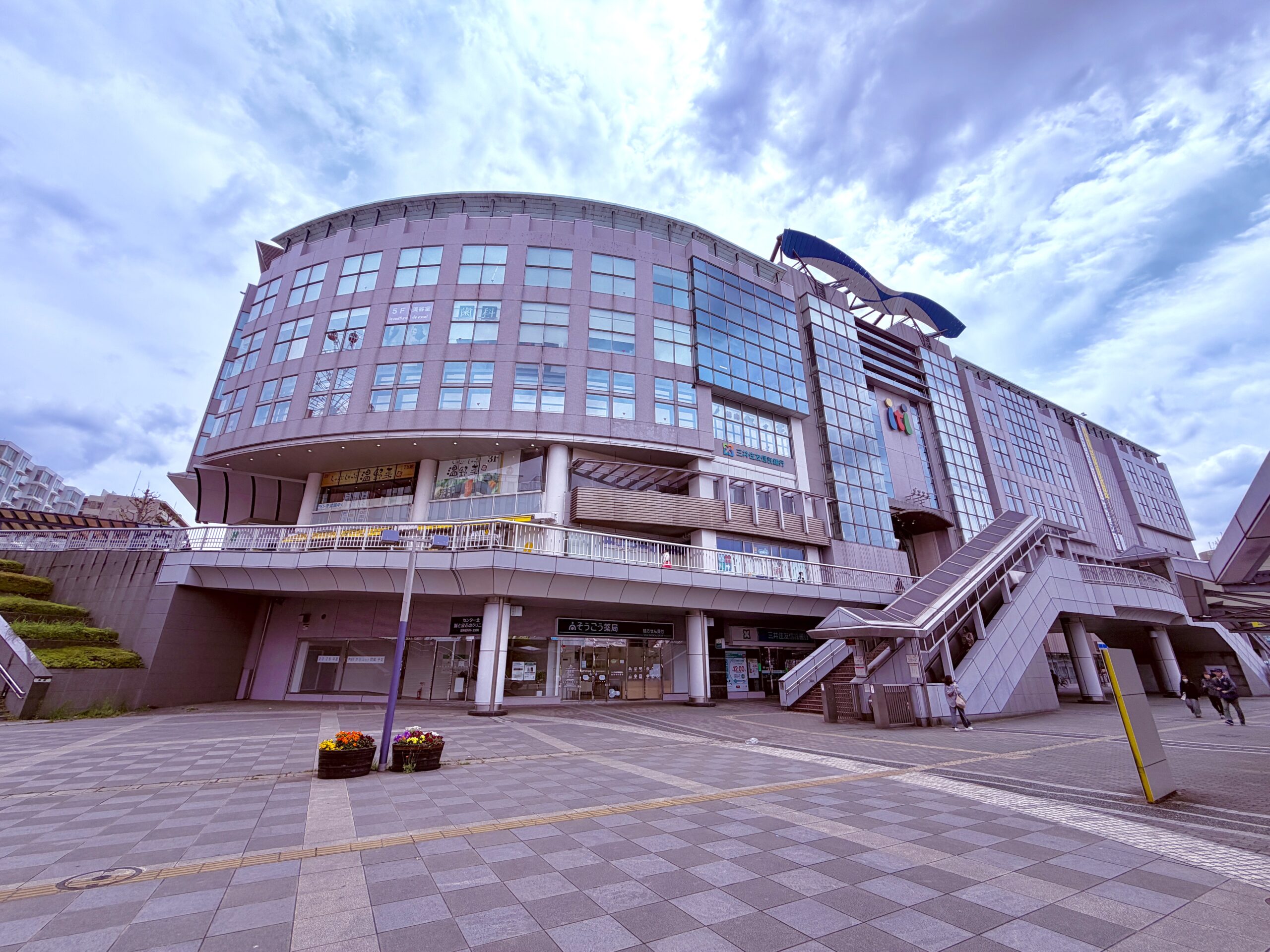 「センター北駅」ロータリー沿い 早期認知期待！大型商業施設内の医療テナント区画
