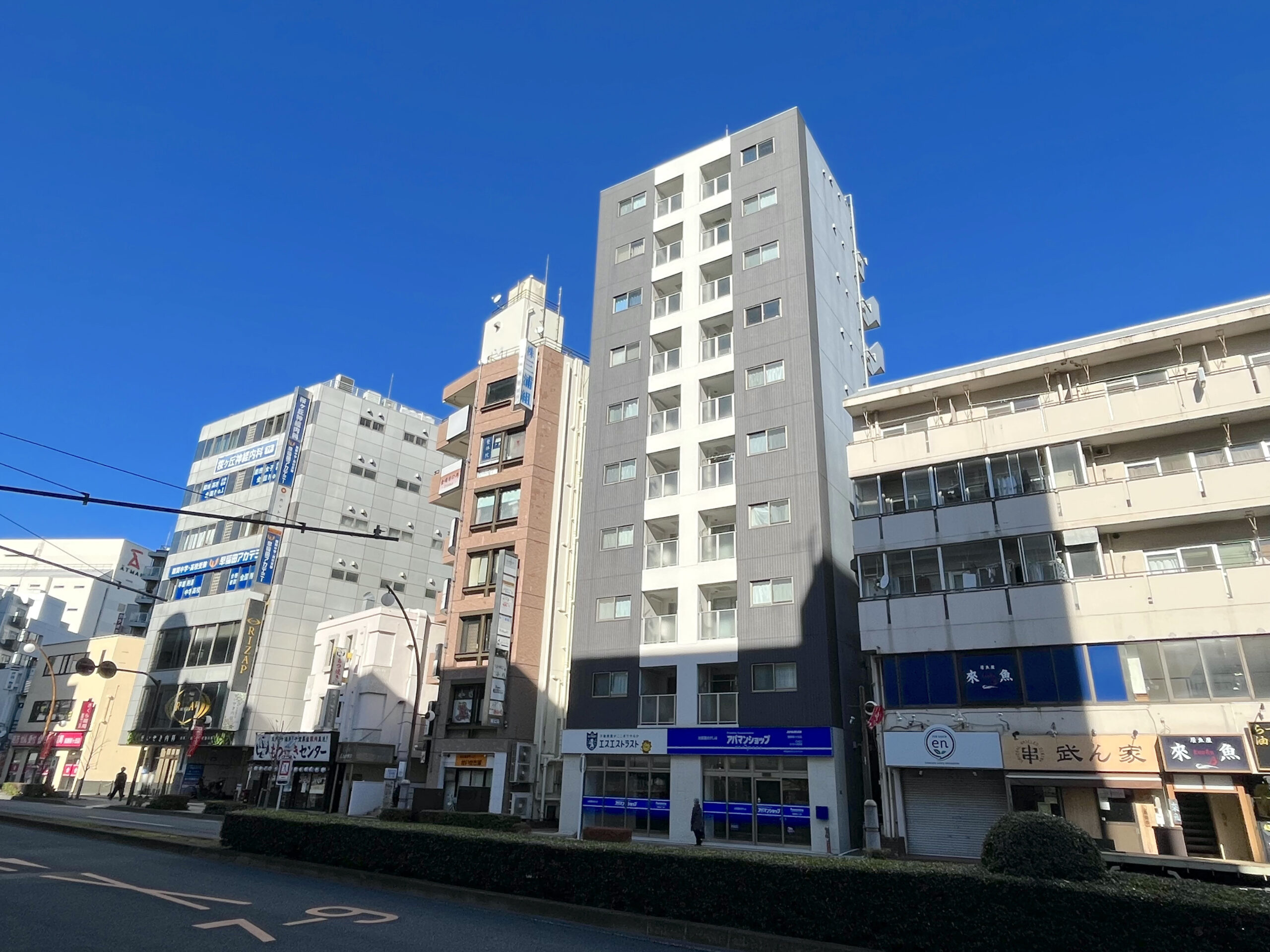 「聖蹟桜ヶ丘」駅 徒歩３分 川崎街道沿い 店舗前の道路が広く視認性が高い物件