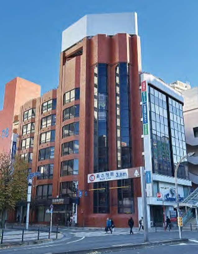 「府中駅」西口徒歩１分 交通量の多い駅前角地の医療モール