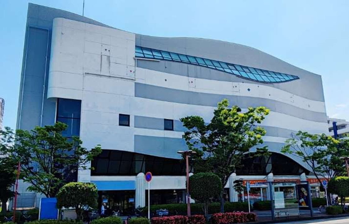 「海浜幕張駅」徒歩１分 昼夜人口を取り込む好立地 ベイタウン×商業導線で安定集患見込