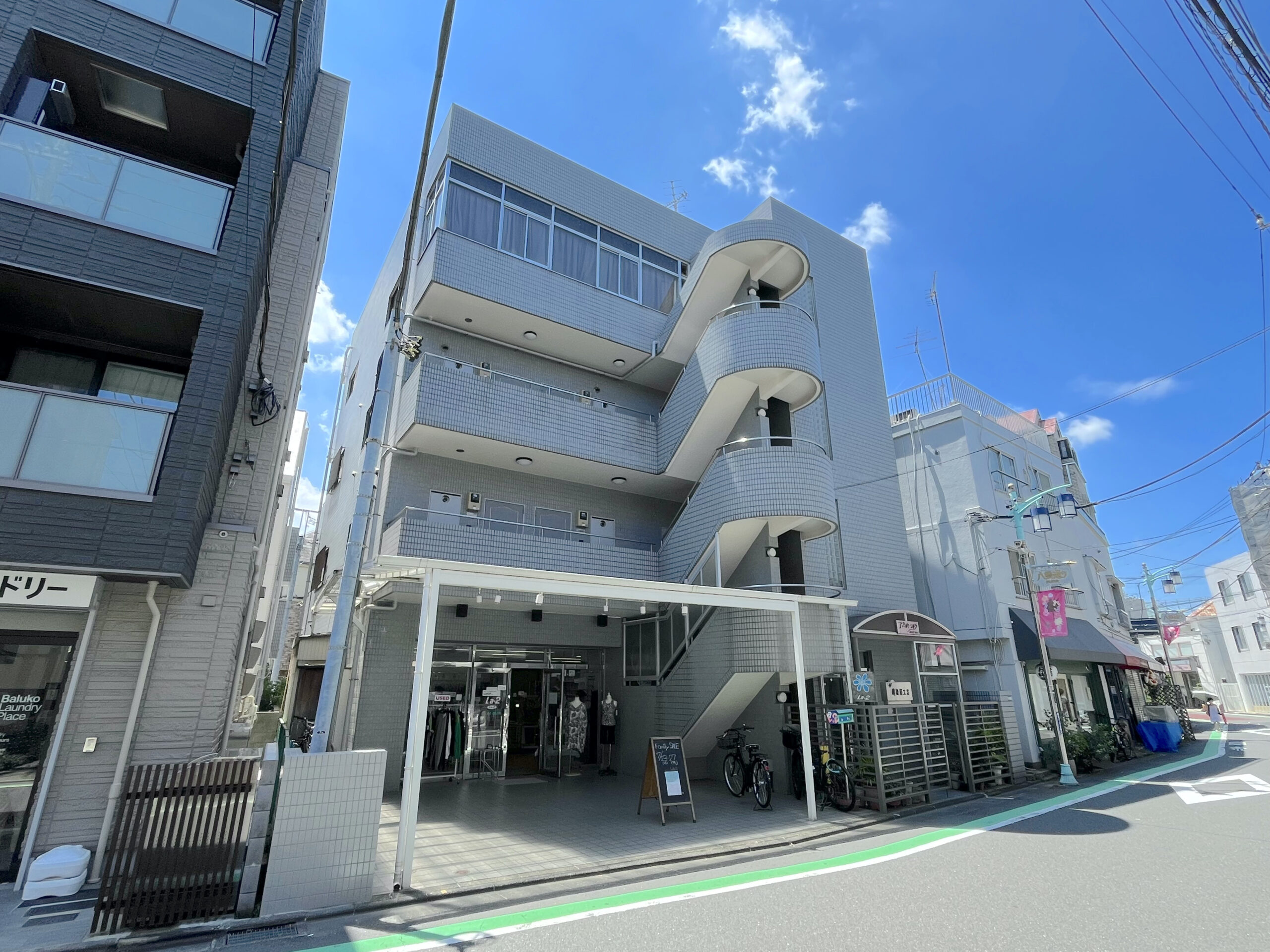 「都立大学駅」徒歩４分  八雲商店街沿い１階テナント物件